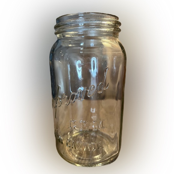 2 Vintage Improved Gem made in Canada jars - Picture 4 of 9